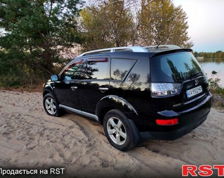 Чорний Міцубісі Аутлендер, об'ємом двигуна 3 л та пробігом 284 тис. км за 10000 $, фото 5 на Automoto.ua
