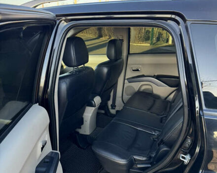 Чорний Міцубісі Аутлендер, об'ємом двигуна 3 л та пробігом 150 тис. км за 9499 $, фото 9 на Automoto.ua