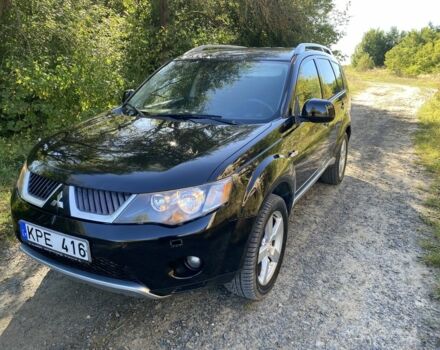 Чорний Міцубісі Аутлендер, об'ємом двигуна 2 л та пробігом 350 тис. км за 4100 $, фото 1 на Automoto.ua