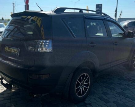 Черный Мицубиси Аутлендер, объемом двигателя 3 л и пробегом 308 тыс. км за 7600 $, фото 6 на Automoto.ua