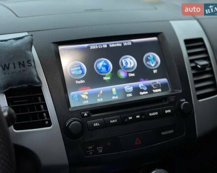 Черный Мицубиси Аутлендер, объемом двигателя 3 л и пробегом 248 тыс. км за 9800 $, фото 29 на Automoto.ua