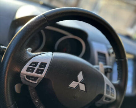 Черный Мицубиси Аутлендер, объемом двигателя 2.36 л и пробегом 253 тыс. км за 9600 $, фото 18 на Automoto.ua