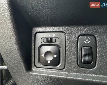 Чорний Міцубісі Аутлендер, об'ємом двигуна 2 л та пробігом 254 тис. км за 7499 $, фото 13 на Automoto.ua
