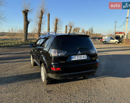 Чорний Міцубісі Аутлендер, об'ємом двигуна 3 л та пробігом 150 тис. км за 9499 $, фото 2 на Automoto.ua