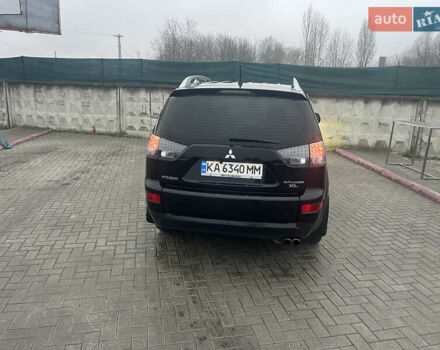 Чорний Міцубісі Аутлендер, об'ємом двигуна 3 л та пробігом 220 тис. км за 8300 $, фото 5 на Automoto.ua