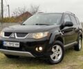 Чорний Міцубісі Аутлендер, об'ємом двигуна 2 л та пробігом 300 тис. км за 7500 $, фото 4 на Automoto.ua