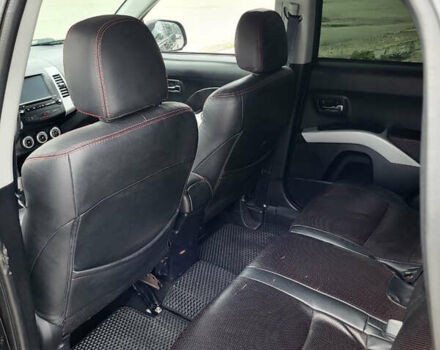 Чорний Міцубісі Аутлендер, об'ємом двигуна 2.4 л та пробігом 205 тис. км за 8400 $, фото 18 на Automoto.ua