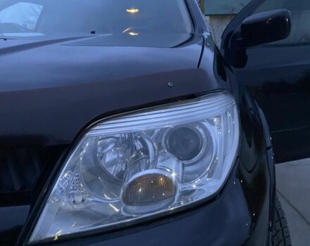 Чорний Міцубісі Аутлендер, об'ємом двигуна 2 л та пробігом 271 тис. км за 6799 $, фото 9 на Automoto.ua