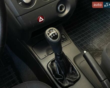 Черный Мицубиси Аутлендер, объемом двигателя 2 л и пробегом 270 тыс. км за 7199 $, фото 26 на Automoto.ua