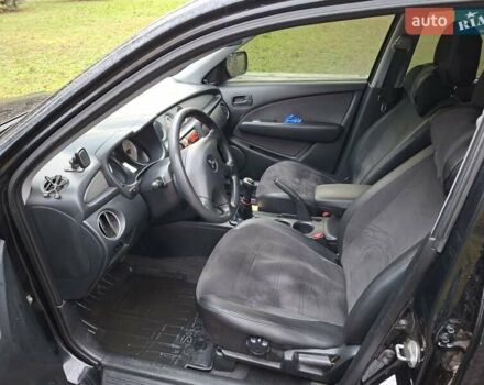 Чорний Міцубісі Аутлендер, об'ємом двигуна 2 л та пробігом 191 тис. км за 7100 $, фото 16 на Automoto.ua