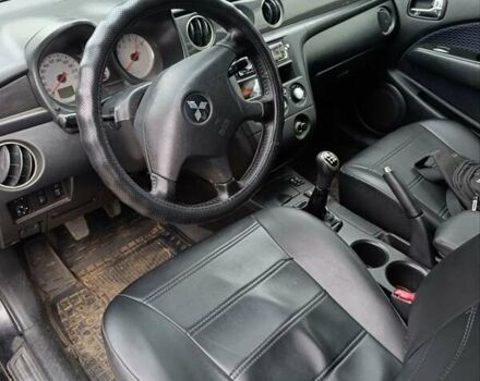 Мицубиси Аутлендер 2008 в Изюме на Automoto.ua Черный Мицубиси Аутлендер, объемом двигателя 2 л и пробегом 270 тыс. км за 7200 $, фото 1 на Automoto.ua