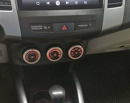 Черный Мицубиси Аутлендер, объемом двигателя 3 л и пробегом 152 тыс. км за 8700 $, фото 8 на Automoto.ua