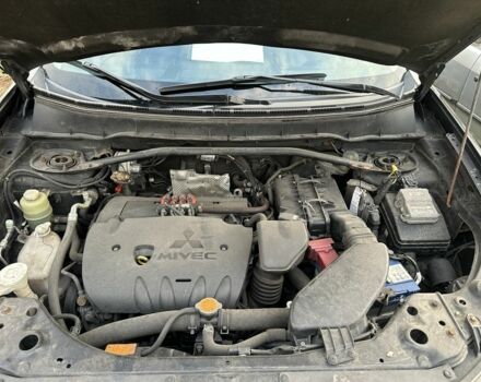 Чорний Міцубісі Аутлендер, об'ємом двигуна 2.4 л та пробігом 186 тис. км за 8700 $, фото 16 на Automoto.ua