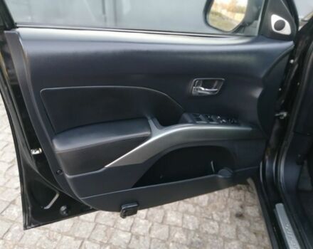 Черный Мицубиси Аутлендер, объемом двигателя 2.4 л и пробегом 228 тыс. км за 7850 $, фото 7 на Automoto.ua