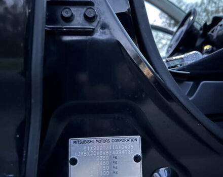 Чорний Міцубісі Аутлендер, об'ємом двигуна 1.97 л та пробігом 300 тис. км за 8600 $, фото 10 на Automoto.ua