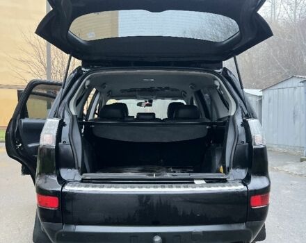 Чорний Міцубісі Аутлендер, об'ємом двигуна 2 л та пробігом 330 тис. км за 4900 $, фото 7 на Automoto.ua