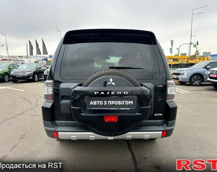 Черный Мицубиси Аутлендер, объемом двигателя 3 л и пробегом 218 тыс. км за 11950 $, фото 5 на Automoto.ua