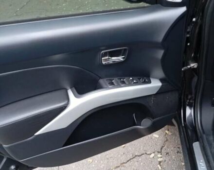 Чорний Міцубісі Аутлендер, об'ємом двигуна 2.36 л та пробігом 265 тис. км за 8800 $, фото 9 на Automoto.ua