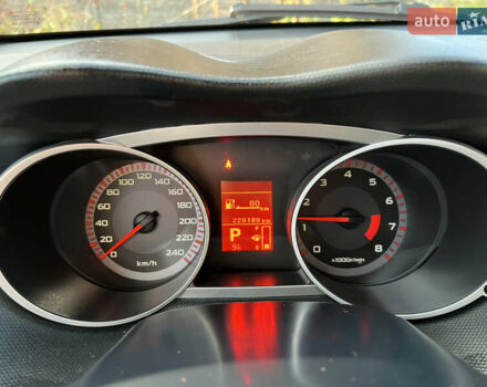 Чорний Міцубісі Аутлендер, об'ємом двигуна 2.4 л та пробігом 221 тис. км за 8900 $, фото 18 на Automoto.ua