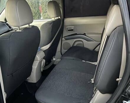 Черный Мицубиси Аутлендер, объемом двигателя 2.2 л и пробегом 310 тыс. км за 9700 $, фото 15 на Automoto.ua