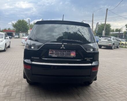 Черный Мицубиси Аутлендер, объемом двигателя 3 л и пробегом 235 тыс. км за 9800 $, фото 4 на Automoto.ua