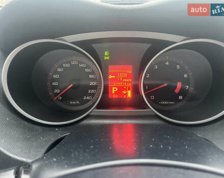 Черный Мицубиси Аутлендер, объемом двигателя 3 л и пробегом 220 тыс. км за 8500 $, фото 6 на Automoto.ua