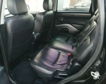 Черный Мицубиси Аутлендер, объемом двигателя 2.4 л и пробегом 228 тыс. км за 7850 $, фото 6 на Automoto.ua