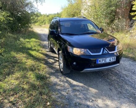 Чорний Міцубісі Аутлендер, об'ємом двигуна 2 л та пробігом 350 тис. км за 4100 $, фото 3 на Automoto.ua