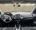 Міцубісі Аутлендер 2008 у Харкові на Automoto.ua Чорний Міцубісі Аутлендер, об'ємом двигуна 2 л та пробігом 320 тис. км за 5946 $, фото 11 на Automoto.ua