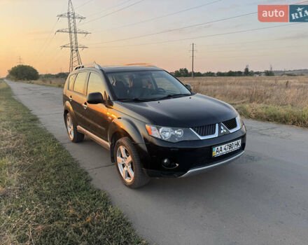 Чорний Міцубісі Аутлендер, об'ємом двигуна 3 л та пробігом 236 тис. км за 9800 $, фото 4 на Automoto.ua