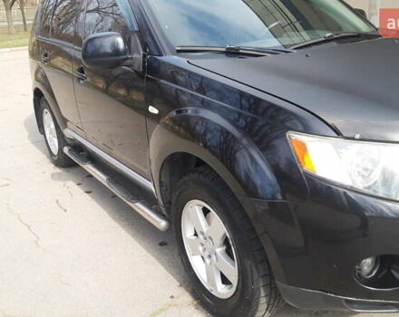 Чорний Міцубісі Аутлендер, об'ємом двигуна 2.36 л та пробігом 277 тис. км за 8500 $, фото 3 на Automoto.ua