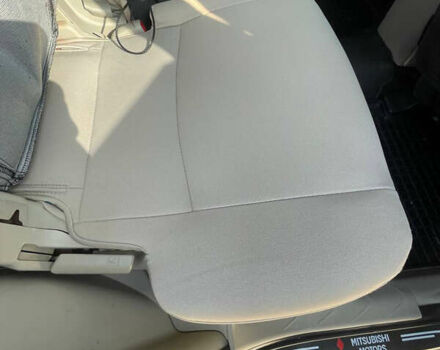 Чорний Міцубісі Аутлендер, об'ємом двигуна 2.4 л та пробігом 195 тис. км за 8600 $, фото 7 на Automoto.ua