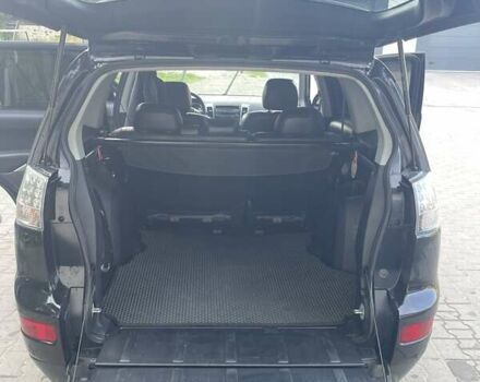 Черный Мицубиси Аутлендер, объемом двигателя 2.4 л и пробегом 290 тыс. км за 9500 $, фото 17 на Automoto.ua