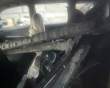 Черный Мицубиси Аутлендер, объемом двигателя 2 л и пробегом 200 тыс. км за 2999 $, фото 18 на Automoto.ua