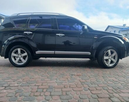 Чорний Міцубісі Аутлендер, об'ємом двигуна 3 л та пробігом 300 тис. км за 9600 $, фото 5 на Automoto.ua