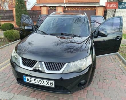 Черный Мицубиси Аутлендер, объемом двигателя 2.36 л и пробегом 192 тыс. км за 8800 $, фото 18 на Automoto.ua