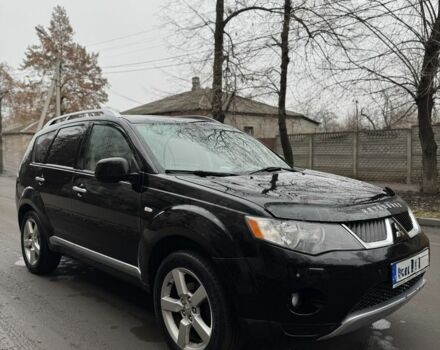 Черный Мицубиси Аутлендер, объемом двигателя 2 л и пробегом 377 тыс. км за 5200 $, фото 8 на Automoto.ua