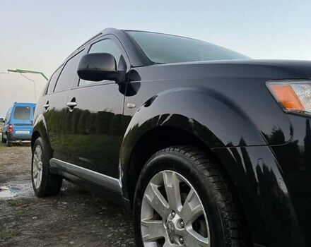 Черный Мицубиси Аутлендер, объемом двигателя 2.2 л и пробегом 310 тыс. км за 9700 $, фото 5 на Automoto.ua