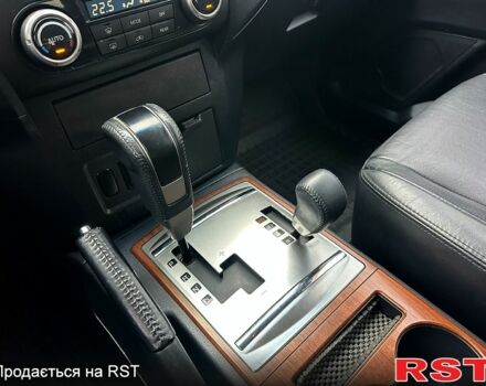 Черный Мицубиси Аутлендер, объемом двигателя 3 л и пробегом 218 тыс. км за 11950 $, фото 10 на Automoto.ua