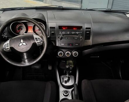 Черный Мицубиси Аутлендер, объемом двигателя 2.4 л и пробегом 199 тыс. км за 6470 $, фото 7 на Automoto.ua