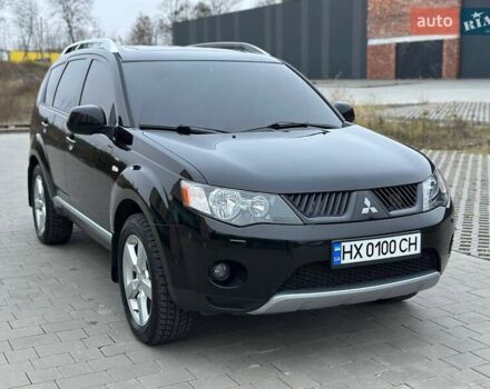 Черный Мицубиси Аутлендер, объемом двигателя 3 л и пробегом 248 тыс. км за 9800 $, фото 5 на Automoto.ua