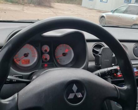 Черный Мицубиси Аутлендер, объемом двигателя 2 л и пробегом 212 тыс. км за 7900 $, фото 8 на Automoto.ua