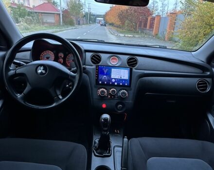 Мицубиси Аутлендер 2008 в Софіївська Борщагівка на Automoto.ua Черный Мицубиси Аутлендер, объемом двигателя 2 л и пробегом 245 тыс. км за 5900 $, фото 7 на Automoto.ua