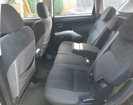 Черный Мицубиси Аутлендер, объемом двигателя 2 л и пробегом 249 тыс. км за 8750 $, фото 10 на Automoto.ua