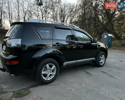 Чорний Міцубісі Аутлендер, об'ємом двигуна 1.97 л та пробігом 300 тис. км за 8600 $, фото 3 на Automoto.ua