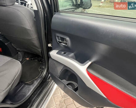 Черный Мицубиси Аутлендер, объемом двигателя 2.4 л и пробегом 230 тыс. км за 6650 $, фото 45 на Automoto.ua