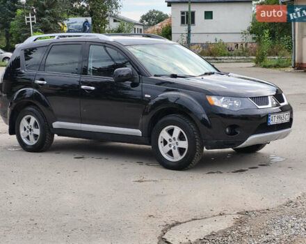 Чорний Міцубісі Аутлендер, об'ємом двигуна 2.4 л та пробігом 205 тис. км за 8400 $, фото 3 на Automoto.ua