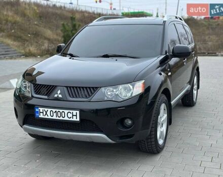 Черный Мицубиси Аутлендер, объемом двигателя 3 л и пробегом 248 тыс. км за 9800 $, фото 7 на Automoto.ua