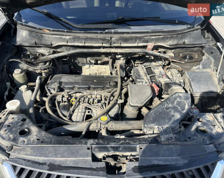 Черный Мицубиси Аутлендер, объемом двигателя 2.36 л и пробегом 286 тыс. км за 9200 $, фото 14 на Automoto.ua