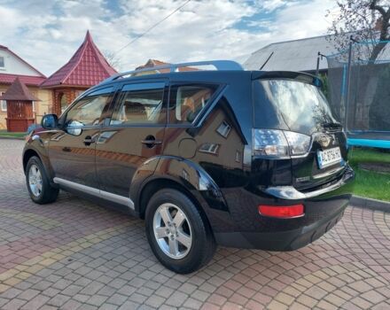 Черный Мицубиси Аутлендер, объемом двигателя 2 л и пробегом 249 тыс. км за 8750 $, фото 4 на Automoto.ua